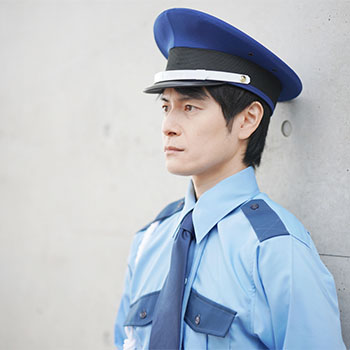 施設警備の人手不足の解決策は「撃退型」AI防犯カメラ