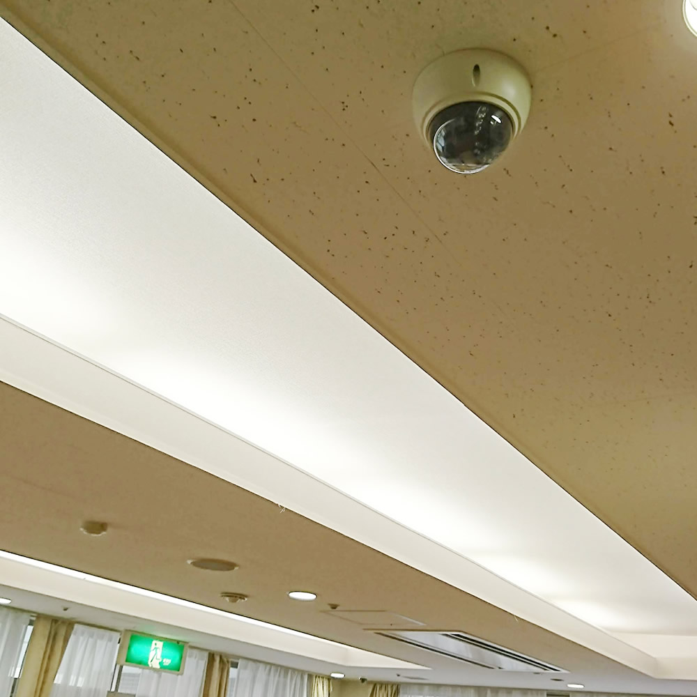 220万画素アンチバンダル赤外線ドームカメラ「TR-302VQ」会議室へ設置