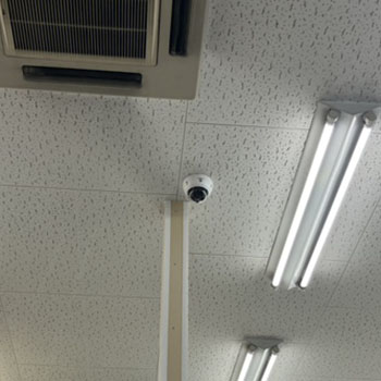 千葉県流山市の物流倉庫に防犯カメラを設置しました