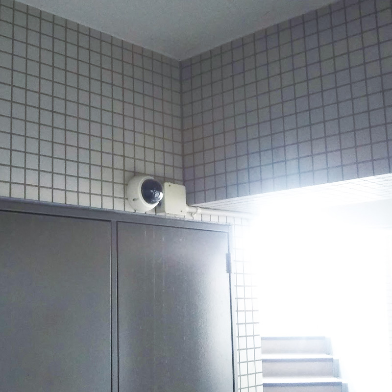 栃木市のマンション屋内に設置した防犯カメラ